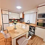 Chabos Vialia Ave Flats Διαμέρισμα Βίγκο