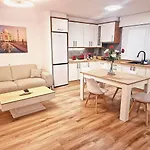 Διαμέρισμα Chabos Vialia Ave Flats *