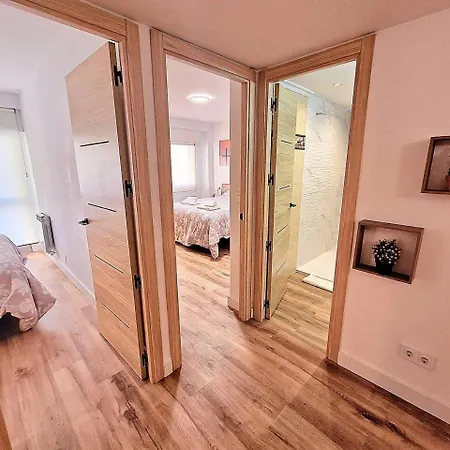 Chabos Vialia Ave Flats